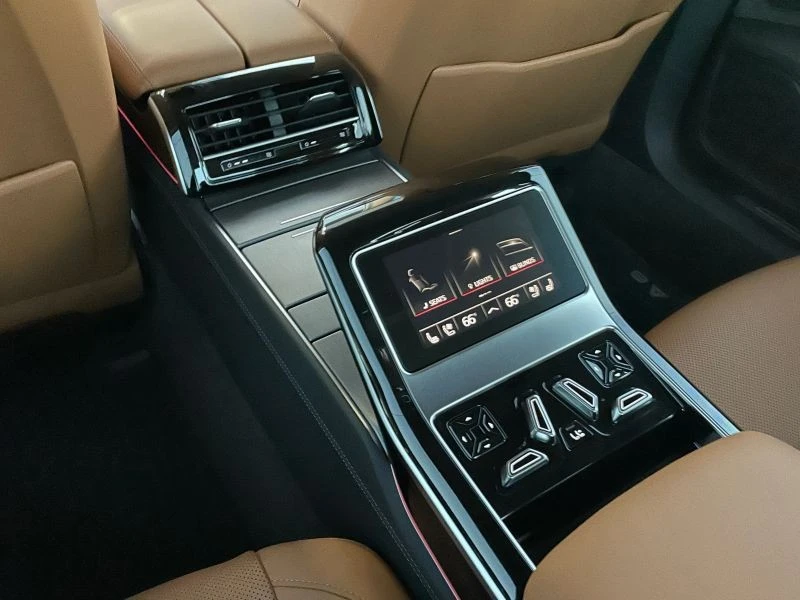 2023 Audi D5 S8 - Image 6 of 12