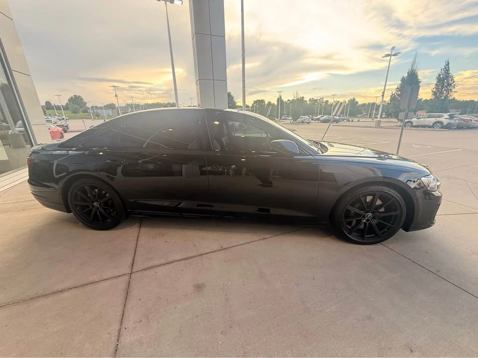 2023 Audi D5 S8 - Image 2 of 9