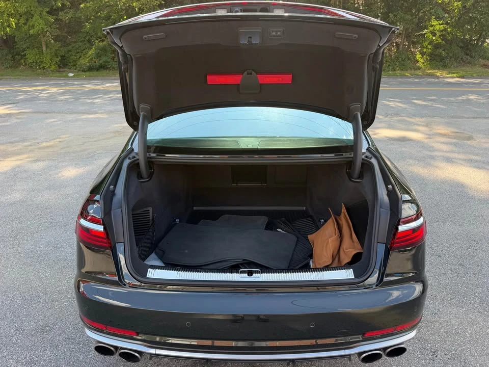 2023 Audi D5 S8 - Image 19 of 20