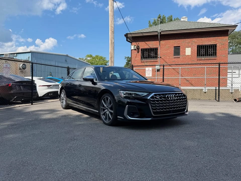 2023 Audi D5 S8 - Image 3 of 20