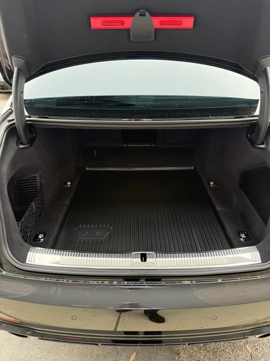 2023 Audi D5 S8 - Image 6 of 7