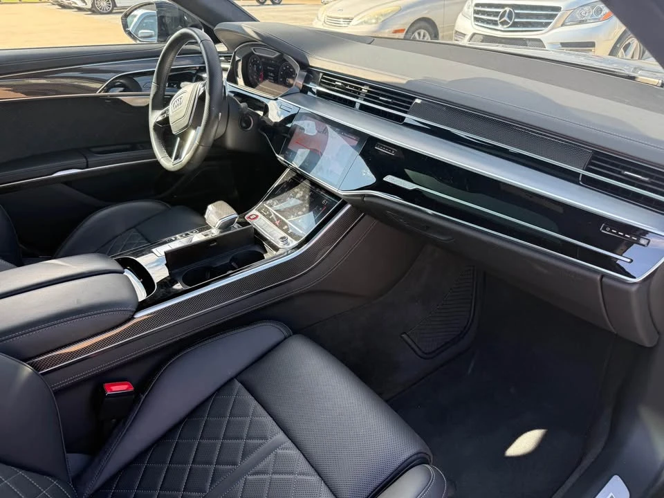 2023 Audi D5 S8 - Image 5 of 13