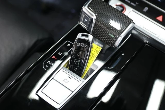 2023 Audi D5 S8 - Image 5 of 31