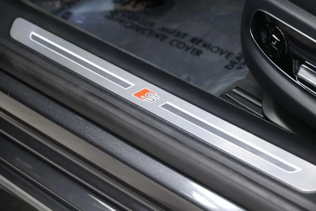 2023 Audi D5 S8 - Image 16 of 31