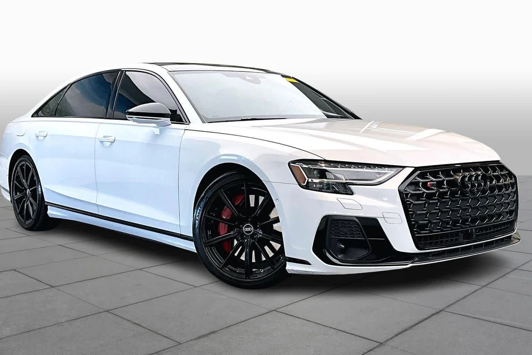 2023 Audi D5 S8 - Image 2 of 12