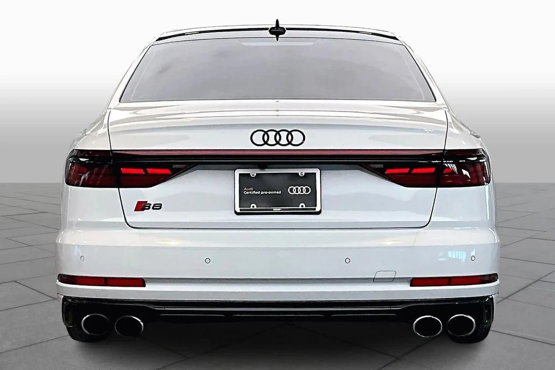 2023 Audi D5 S8 - Image 4 of 12
