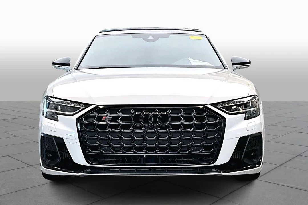 2023 Audi D5 S8 - Image 3 of 12