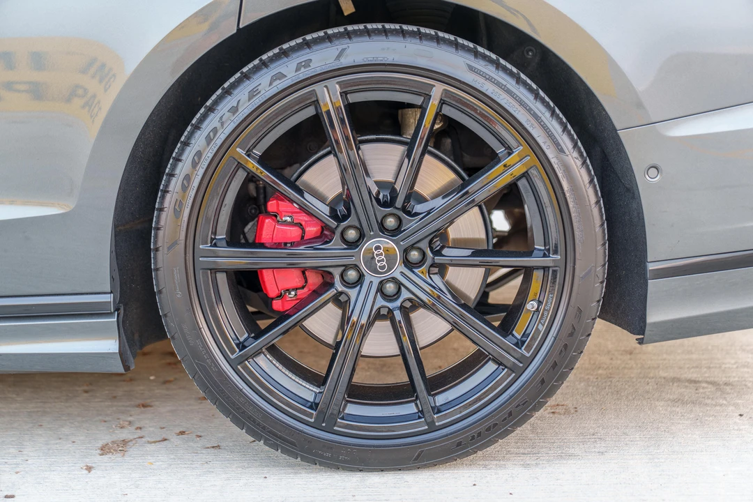 2023 Audi D5 S8 - Image 31 of 31