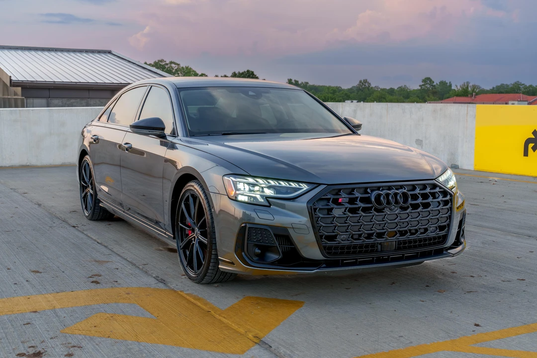 2023 Audi D5 S8 - Image 11 of 31