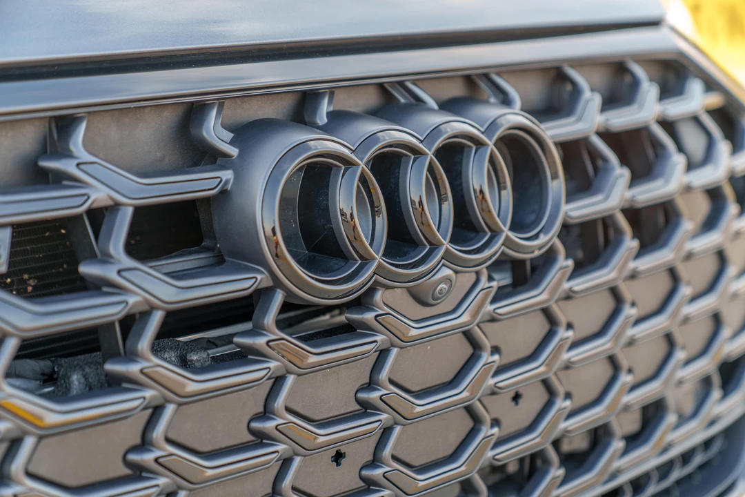 2023 Audi D5 S8 - Image 18 of 31