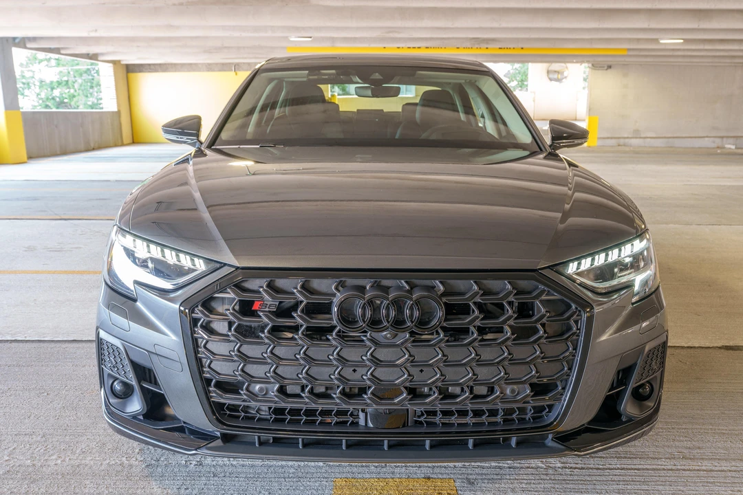 2023 Audi D5 S8 - Image 6 of 31