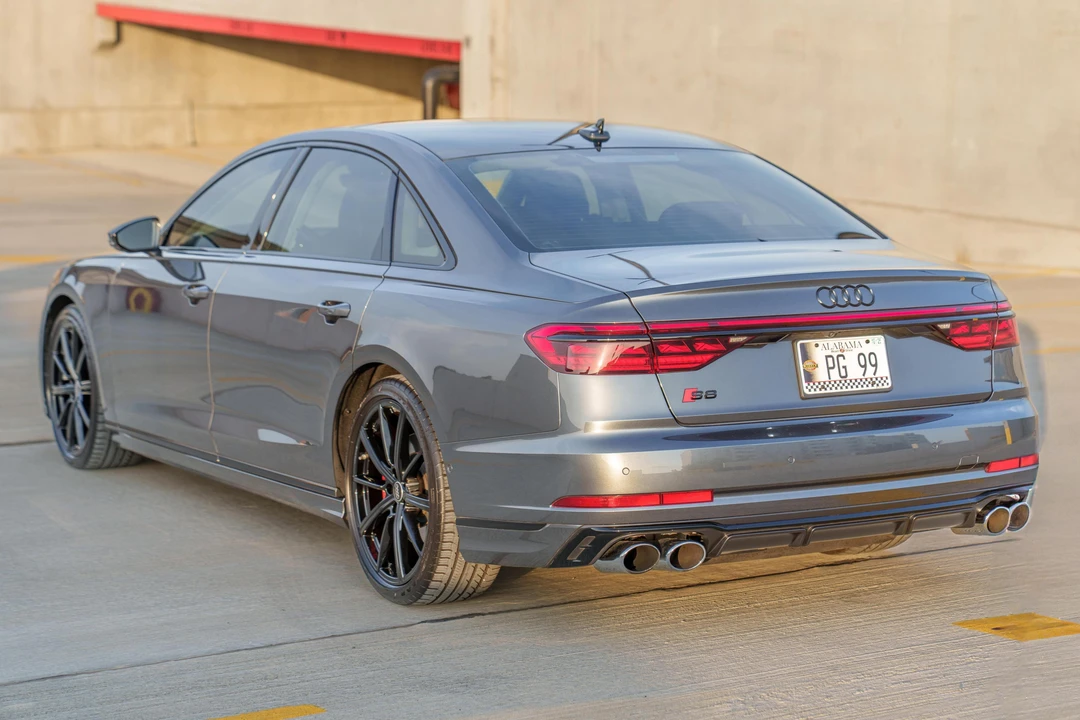 2023 Audi D5 S8 - Image 4 of 31