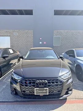 2023 Audi S8L