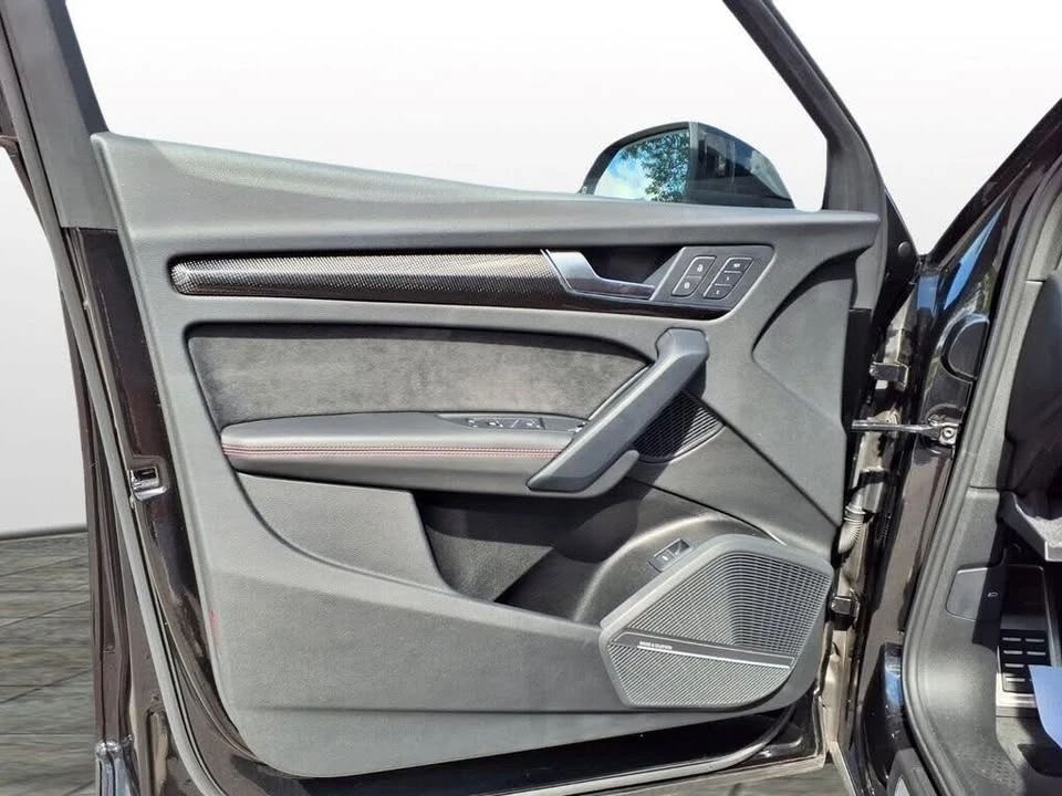 2023 Audi FY SQ5 - Image 8 of 20