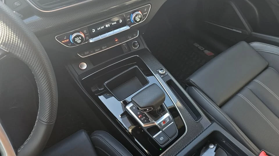 2023 Audi FY SQ5 - Image 9 of 18