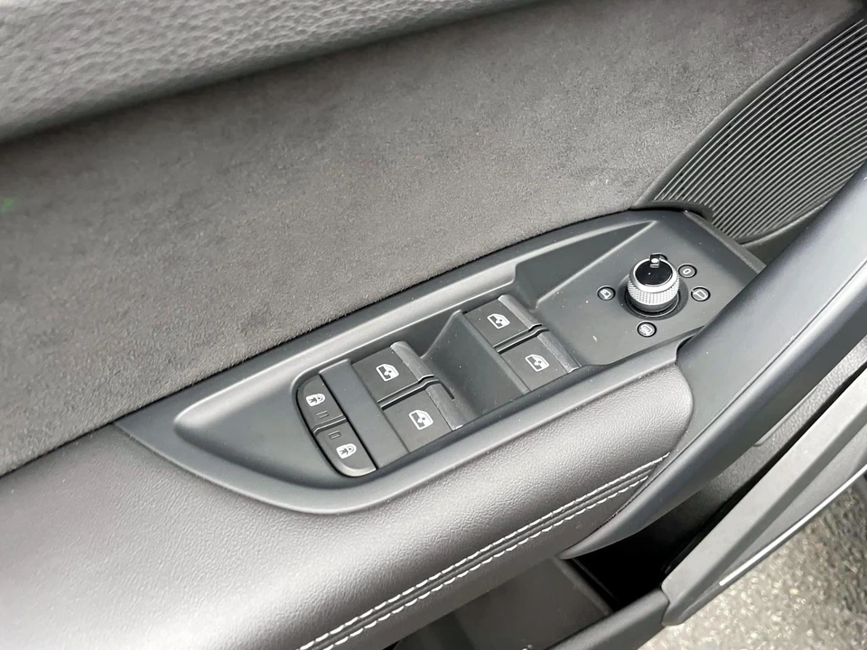 2023 Audi FY SQ5 - Image 15 of 21
