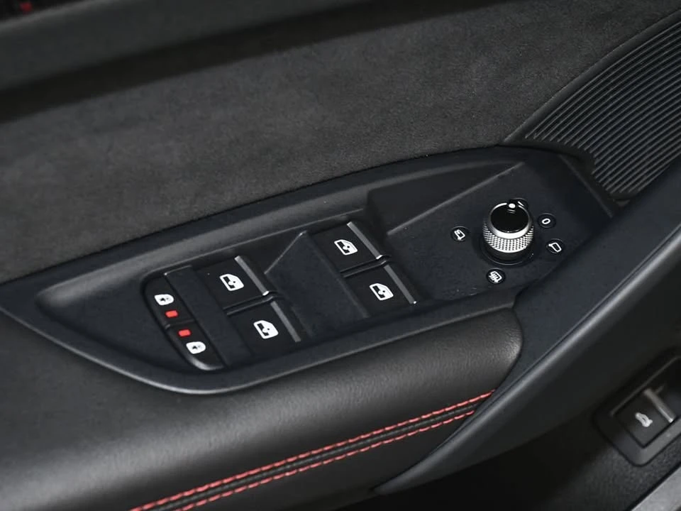 2023 Audi FY SQ5 - Image 7 of 17