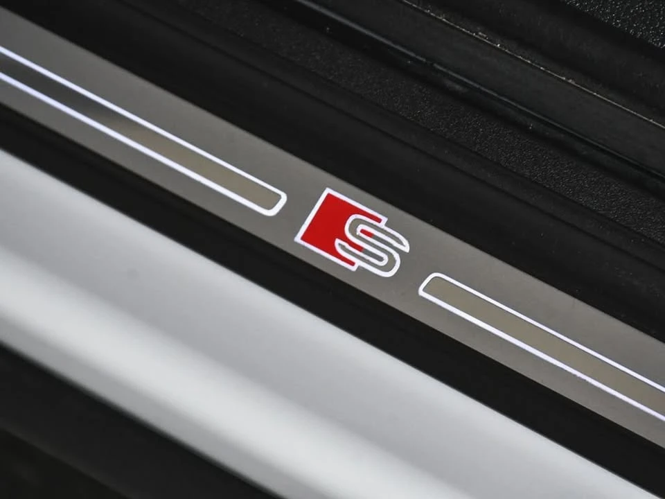 2023 Audi FY SQ5 - Image 11 of 17