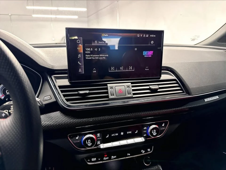 2023 Audi FY SQ5 - Image 8 of 19