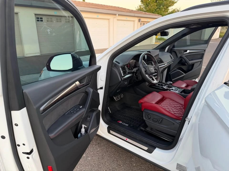 2023 Audi FY SQ5 - Image 4 of 6