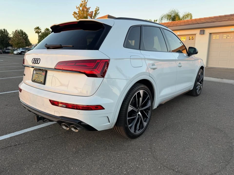 2023 Audi FY SQ5 - Image 3 of 6
