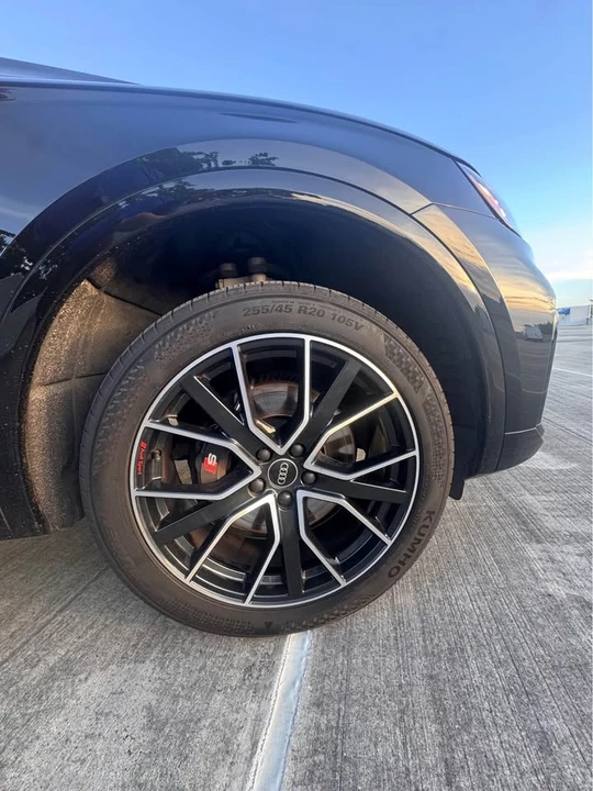 2023 Audi FY SQ5 - Image 10 of 11