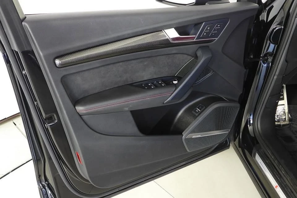2023 Audi FY SQ5 - Image 10 of 19