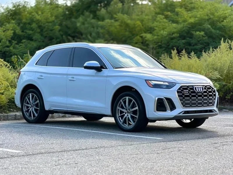 2023 Audi FY SQ5 - Image 2 of 12