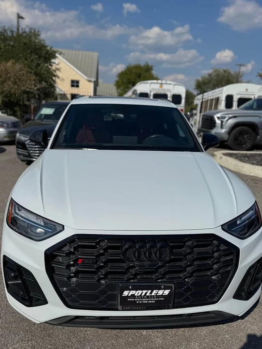 2023 Audi FY SQ5 - Image 2 of 20