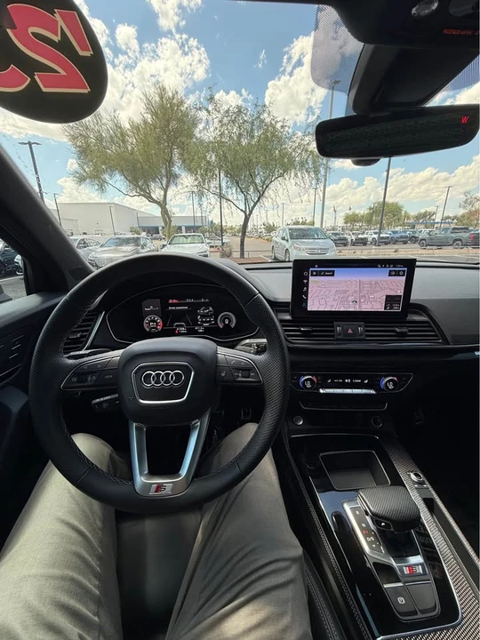 2023 Audi FY SQ5 - Image 6 of 17