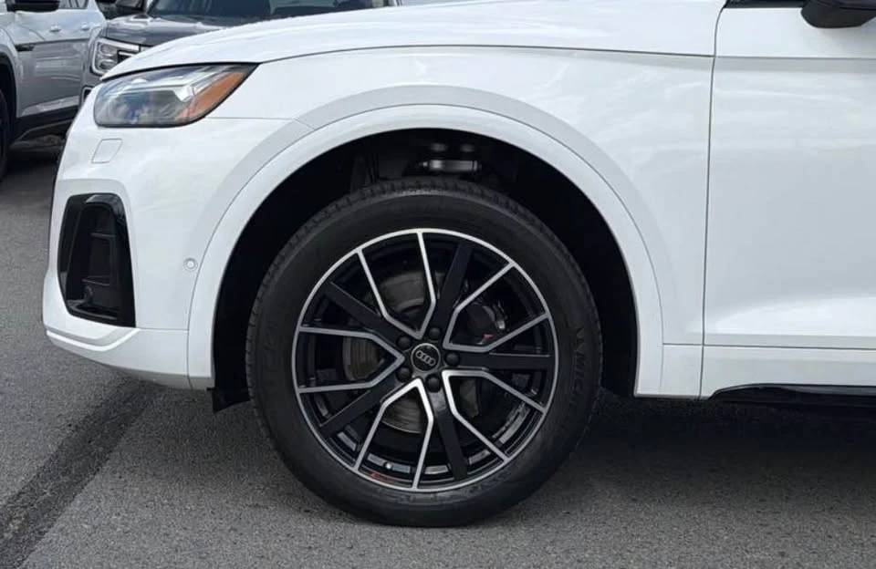 2023 Audi FY SQ5 - Image 4 of 9