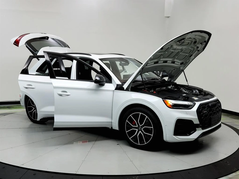 2023 Audi FY SQ5 - Image 10 of 12