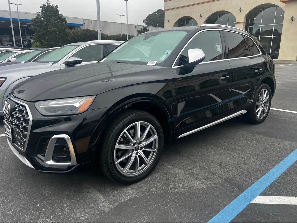 2023 Audi FY SQ5 - Image 3 of 5