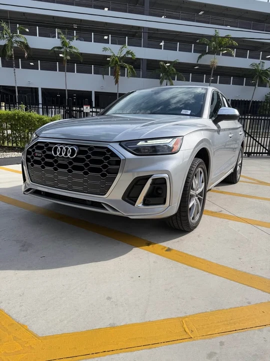 2023 Audi FY SQ5 - Image 2 of 13