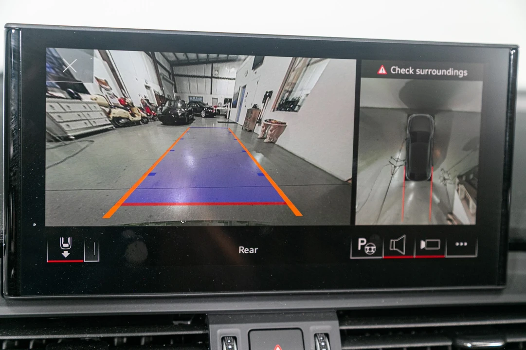 2023 Audi FY SQ5 - Image 16 of 21