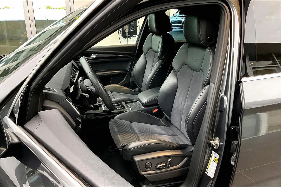 2023 Audi FY SQ5 - Image 8 of 12