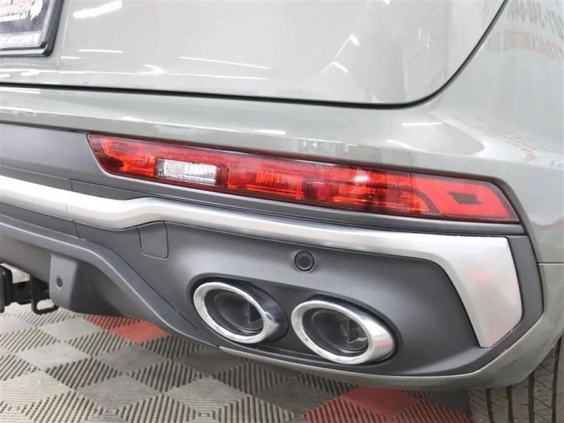 2023 Audi FY SQ5 - Image 10 of 12