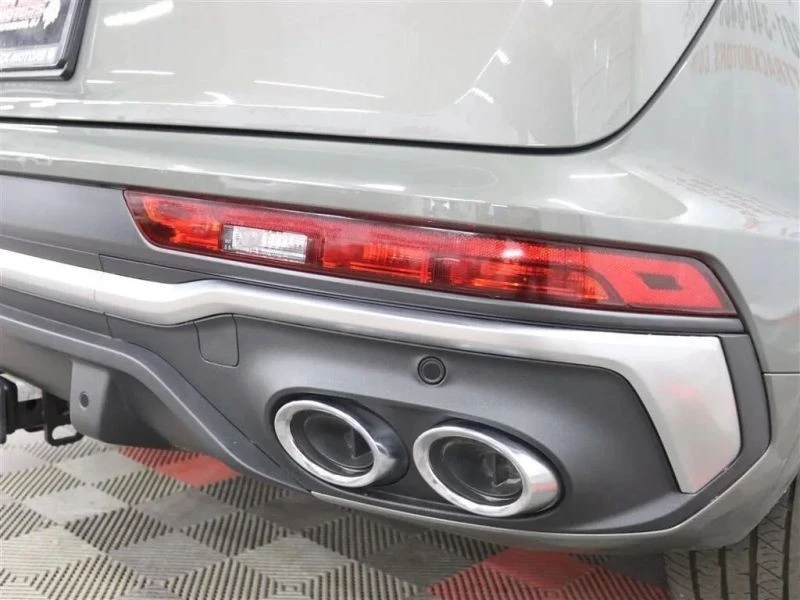 2023 Audi FY SQ5 - Image 10 of 12