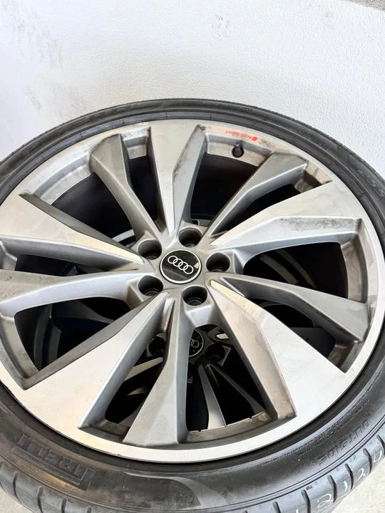2023 Audi FY SQ5 - Image 17 of 18