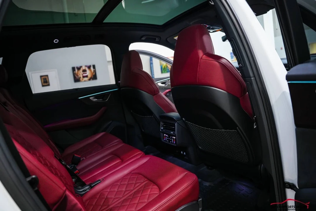 2023 Audi SQ7 - Image 8 of 12