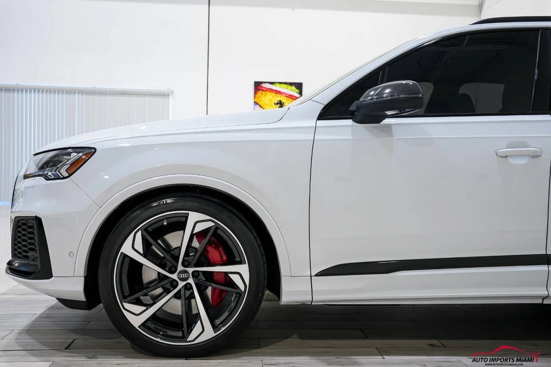 2023 Audi SQ7 - Image 12 of 12