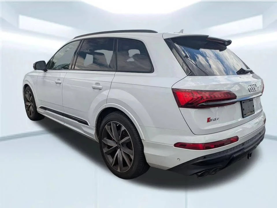 2023 Audi SQ7 - Image 2 of 7