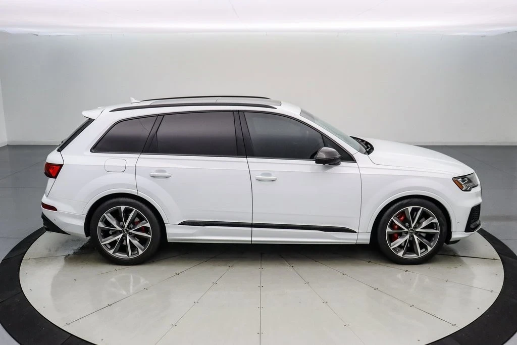 2023 Audi SQ7 - Image 4 of 21