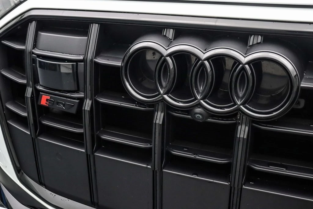 2023 Audi SQ7 - Image 12 of 21