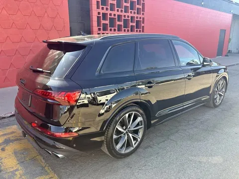 2023 Audi SQ7 Prestige