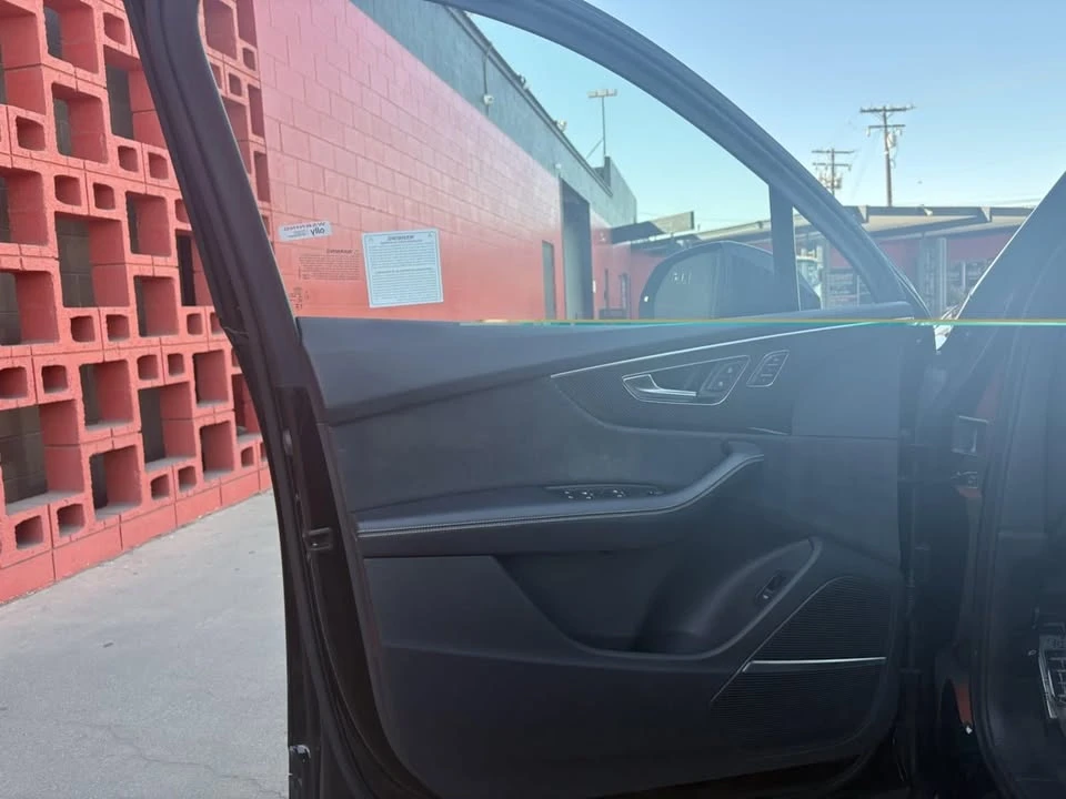 2023 Audi SQ7 - Image 10 of 15