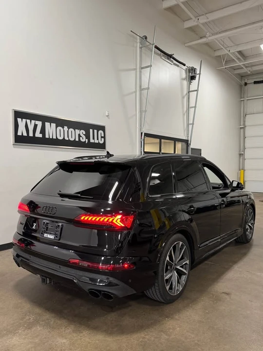 2023 Audi SQ7 - Image 4 of 11