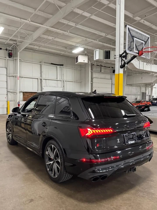 2023 Audi SQ7 - Image 5 of 11