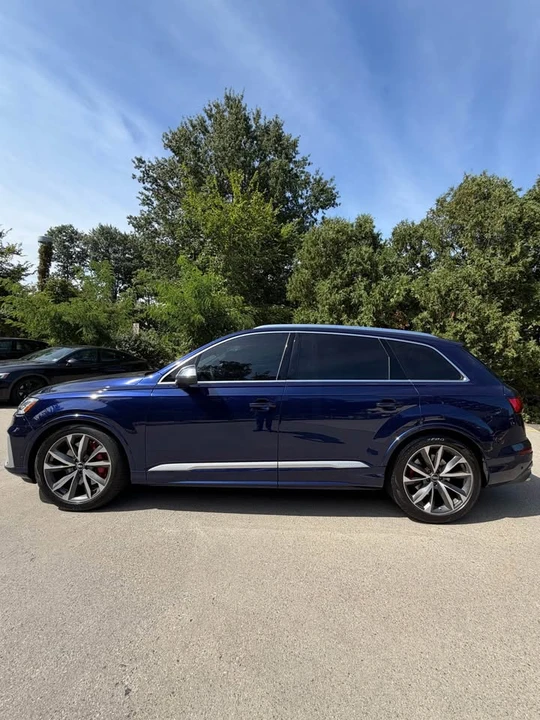 2023 Audi SQ7 - Image 8 of 16
