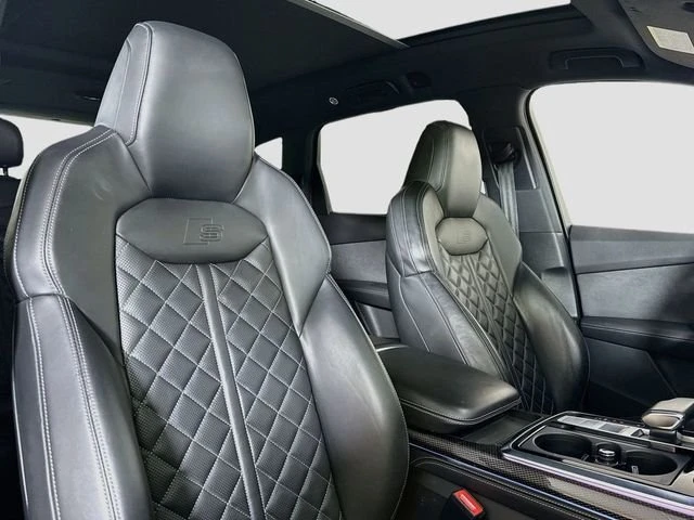 2023 Audi SQ7 - Image 16 of 20